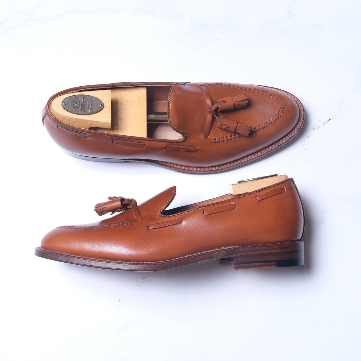 Alden hot sale tassel loafer